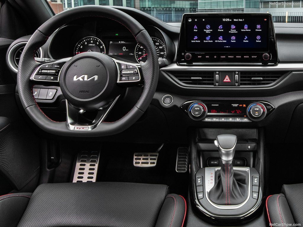 Kia-Forte-2022-1024-0d