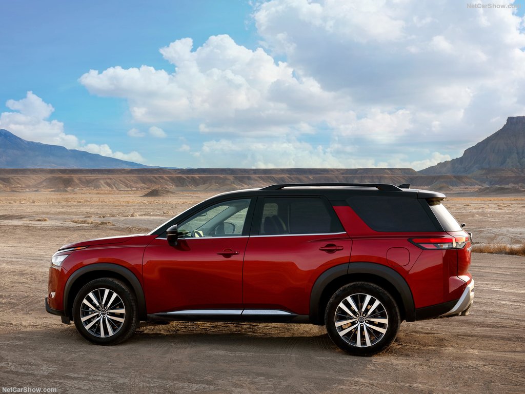 Nissan-Pathfinder-2022-1024-1a